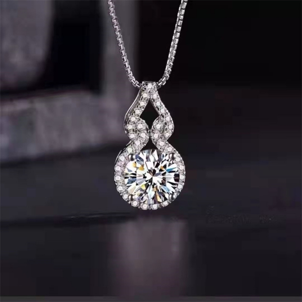 Sterling silver 3ct diamond necklace